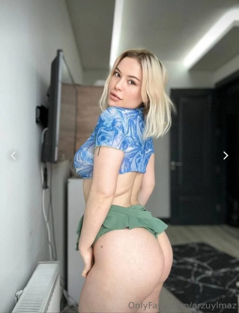 Arzu Yılmaz Onlyfans fotoğraf