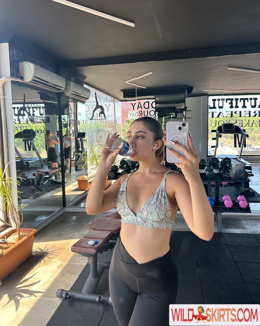 Aşkonuz Elanur / askonuzelanur Onlyfans fotoğraf
