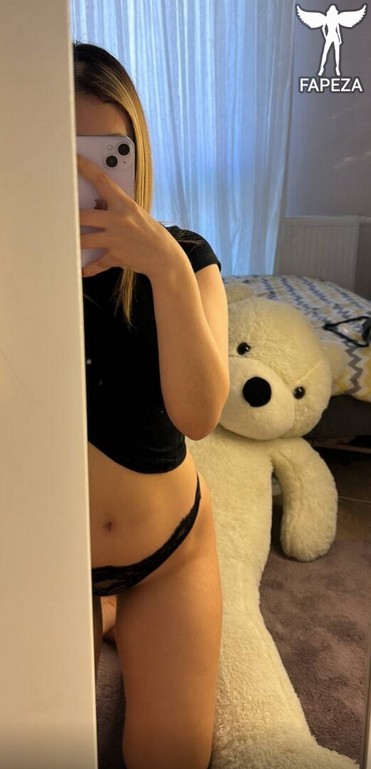 Aşkonuz Elanur / askonuzelanur Onlyfans fotoğraf